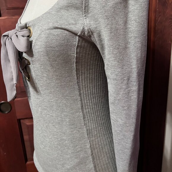 Free People Looking Back Lace Up Grey long sleeve top▪️size S - Picture 4 of 12